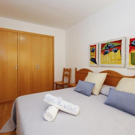 Flora Planet Costa Dorada Apartment Кембрилс Екстериор снимка